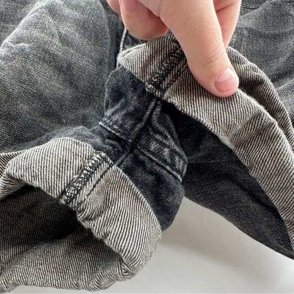 Urban Outfitters BDG Charcoal Gray Wash Distressed Rolled Hem Shorts Sz 26 - Picture 3 of 8